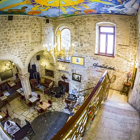 Grisogono Palace Heritage شقة