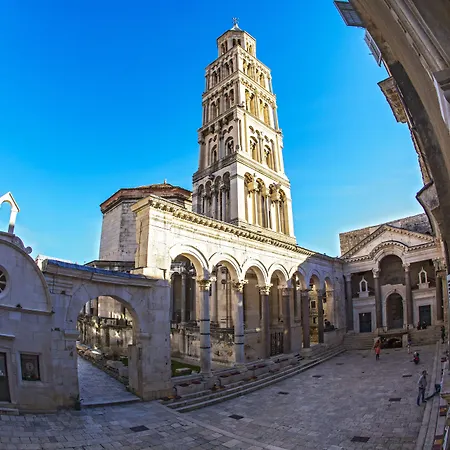 Апартаменты Grisogono Palace Heritage Сплит