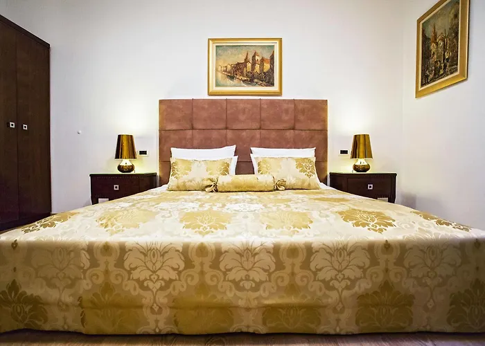 Grisogono Palace Heritage Apartman *