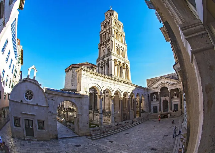 Grisogono Palace Heritage Apartman *