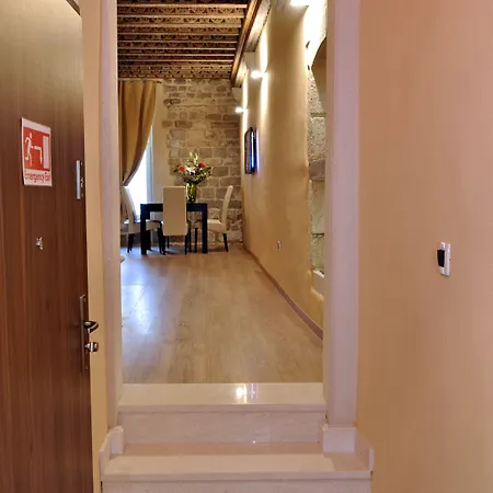 Grisogono Palace Heritage Apartment *