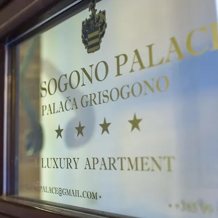 Grisogono Palace Heritage Daire *